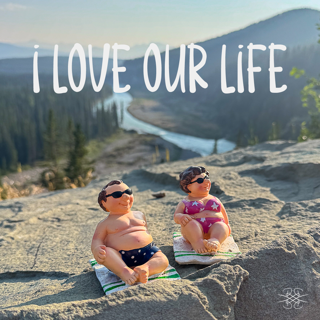 LV02 Love Our Life Card